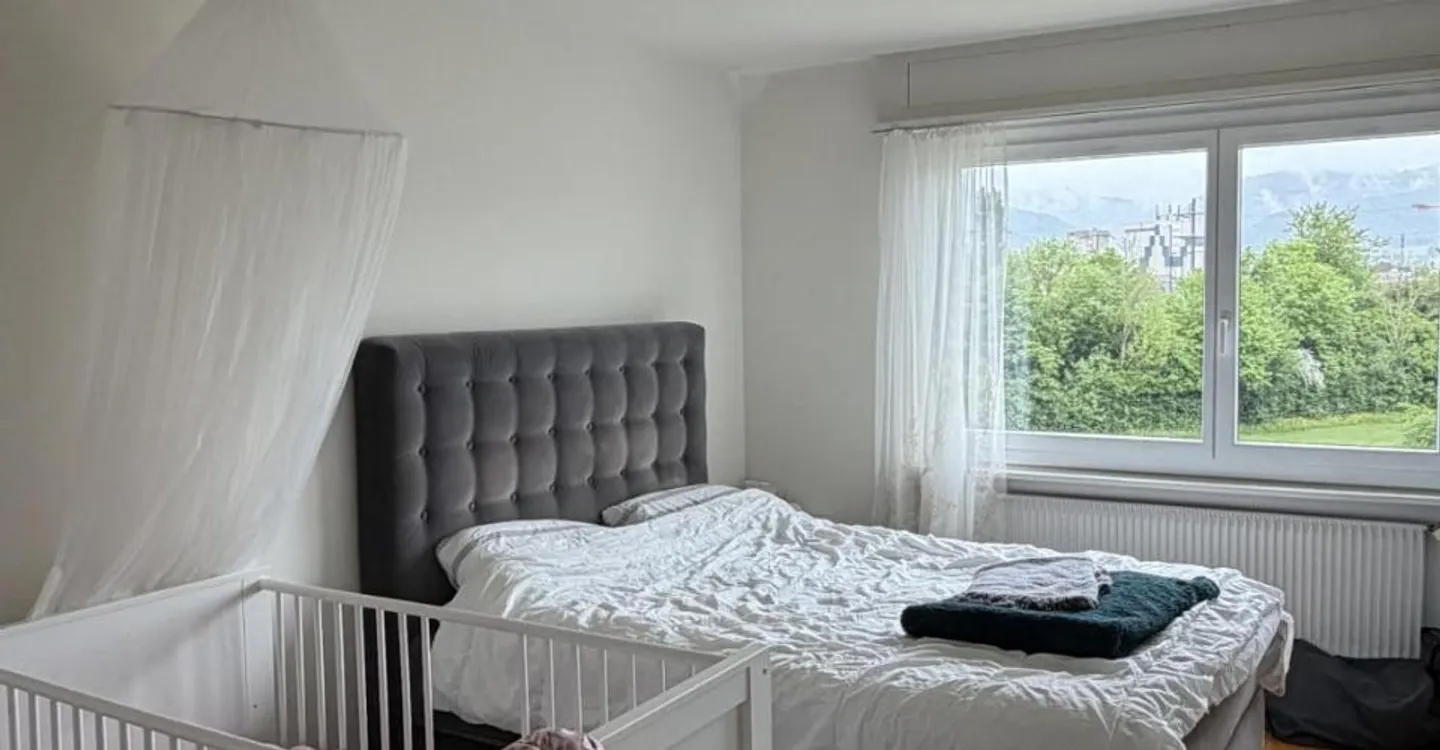4 1/2 Wohnung in Delémont - Südbalkon - Foto 1 von 3