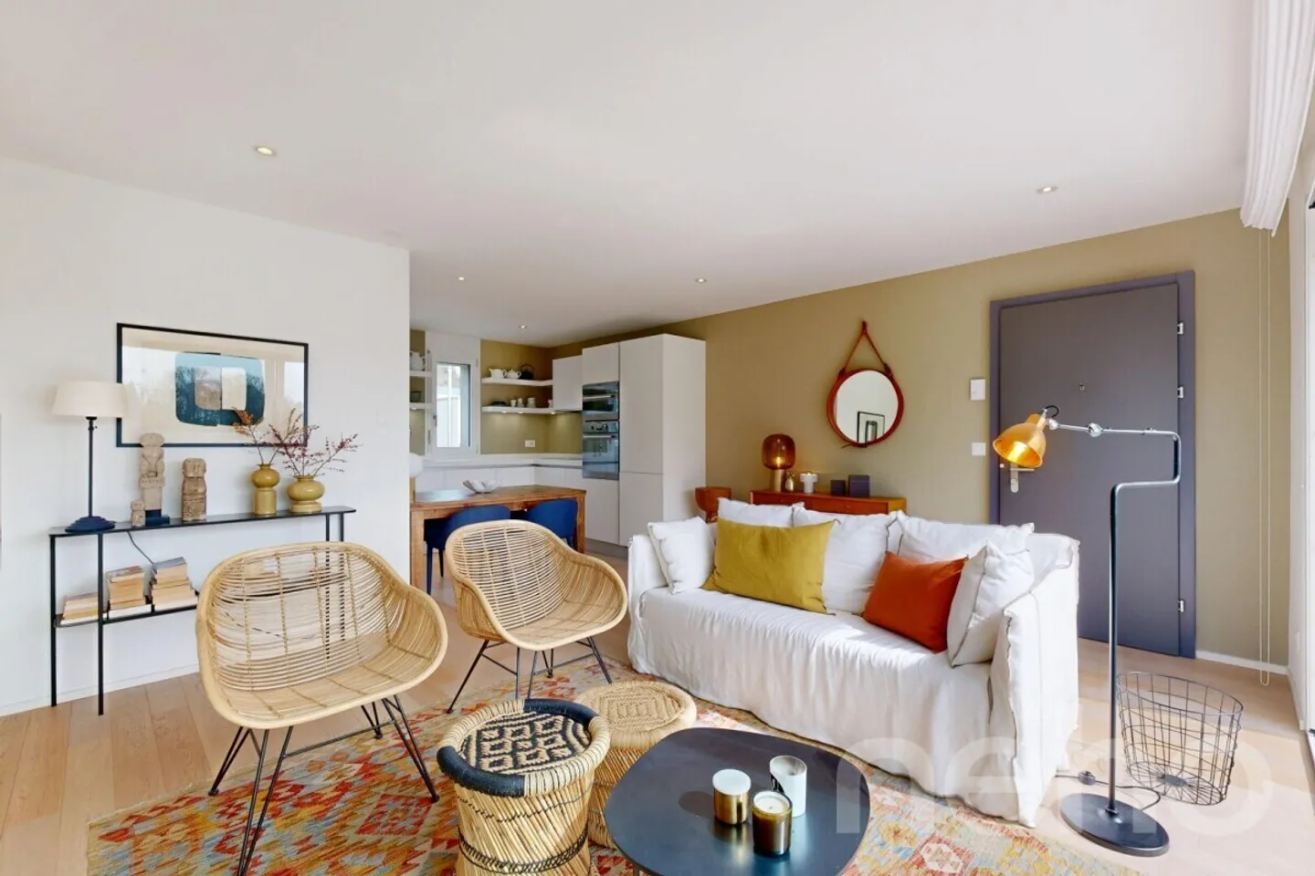 2.5-room penthouse apartment with terrace, ideally located at - Photo 1 of 11