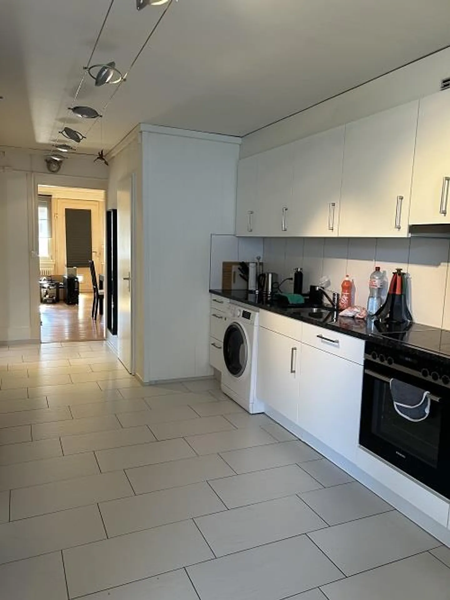 Appartamento affascinante in affitto in una posizione tranquilla! - Foto 2 di 9