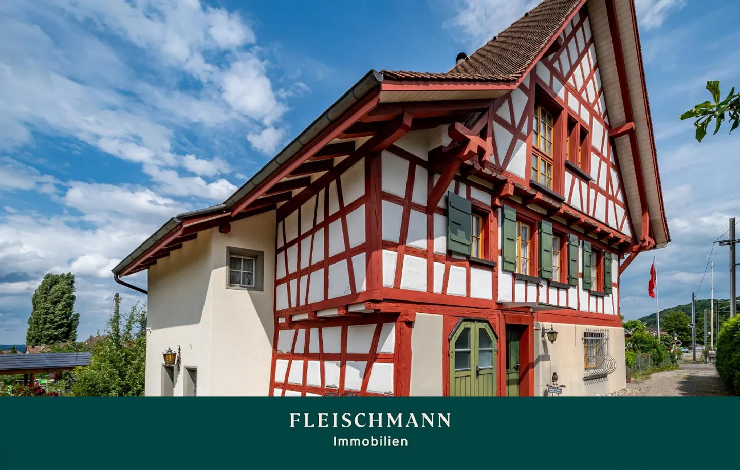 Charmantes Fachwerkhaus mit Seeblick - Foto 1 von 21