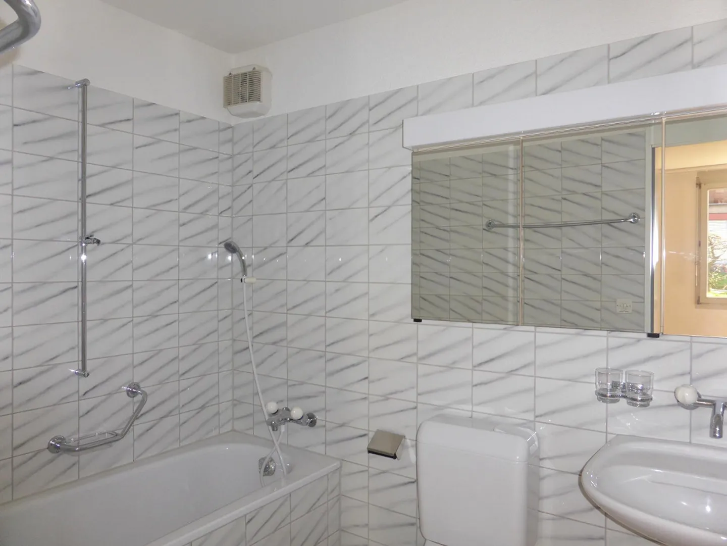 Bright 4.5-room apartment in a quiet location in Olten - Photo 9 of 10