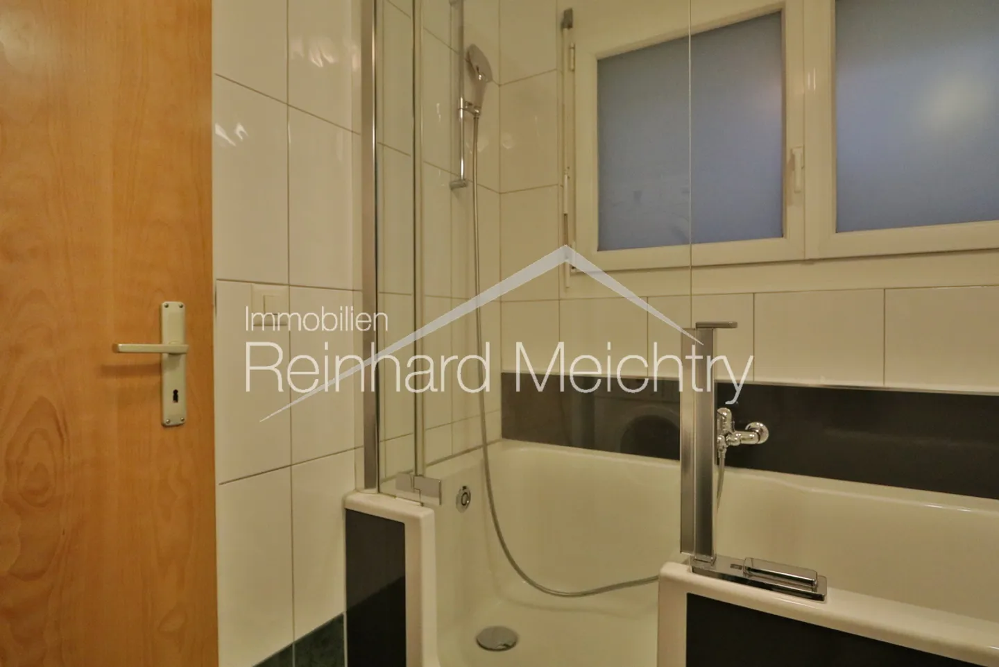 3.5 Room Rental Apartment 5 Minutes from NEAT Train Station and LONZA - Photo 22 of 26