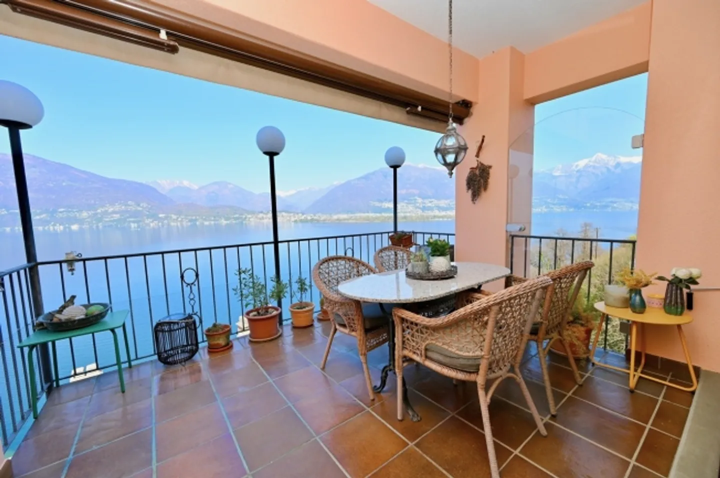 Charming holiday apartment with rooftop pool - Photo 4 of 14