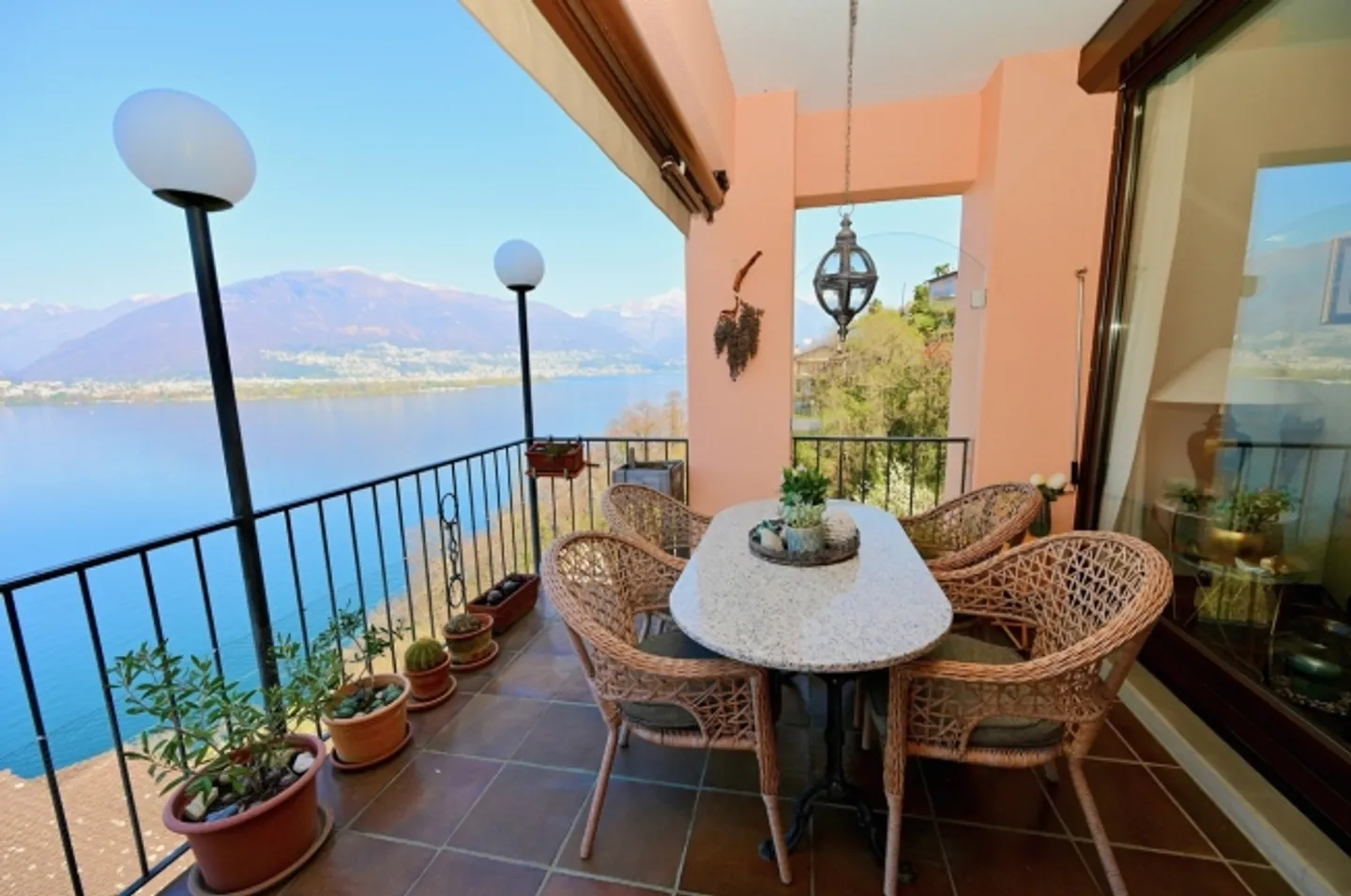 Charming holiday apartment with rooftop pool - Photo 5 of 14