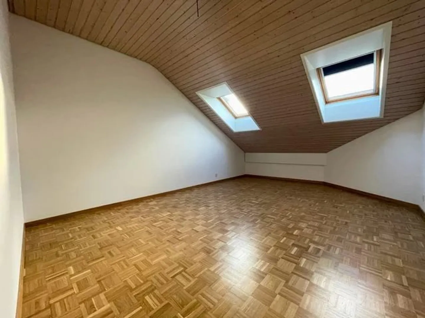 Appartement de quatre pièces au 3ème étage / PREMIÈRE LOCATION PROPOSÉE - Photo 6 sur 10