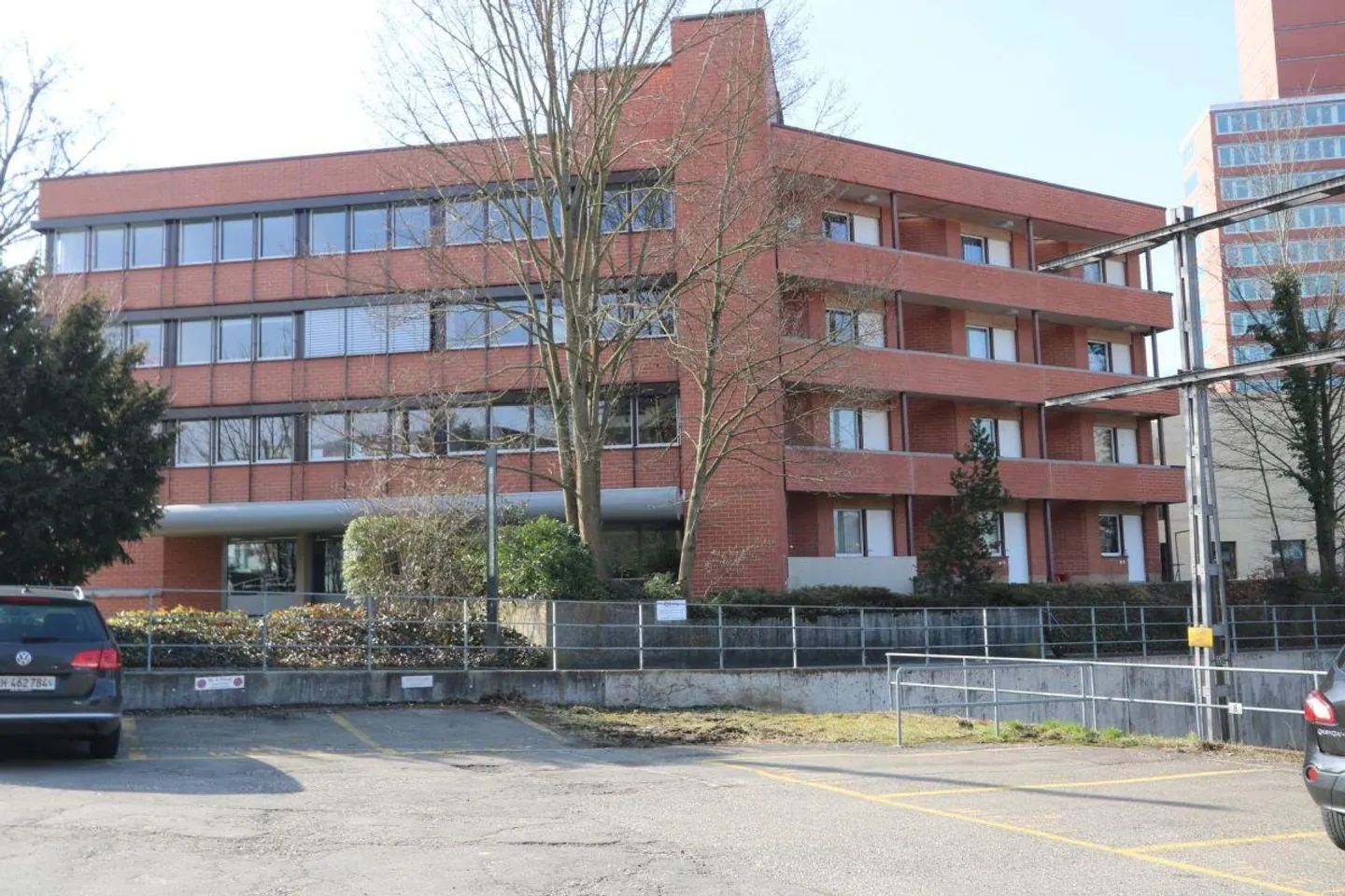 Il tuo nuovo ufficio a Winterthur in una posizione centrale - Foto 1 di 9