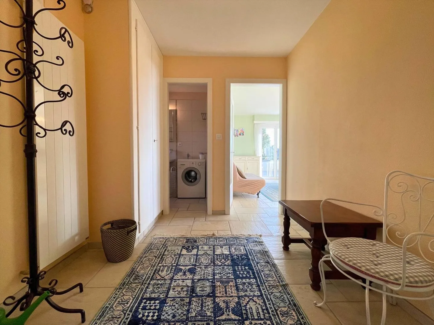 Appartamento ammobiliato di 2.5 locali al 1° piano - Foto 9 di 13