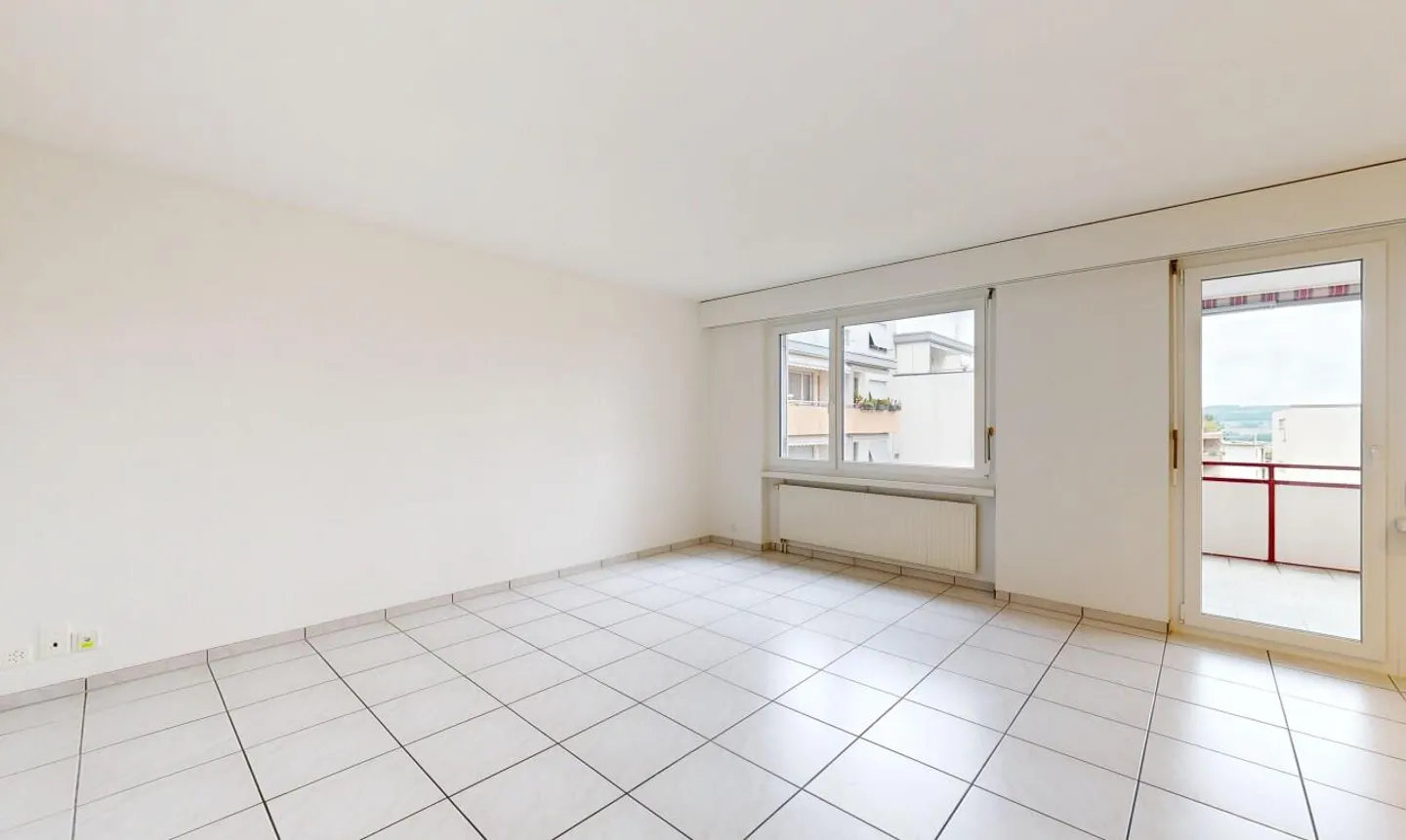 Light-Filled 4.5 Room Apartment in Bettlach - Photo 4 of 11