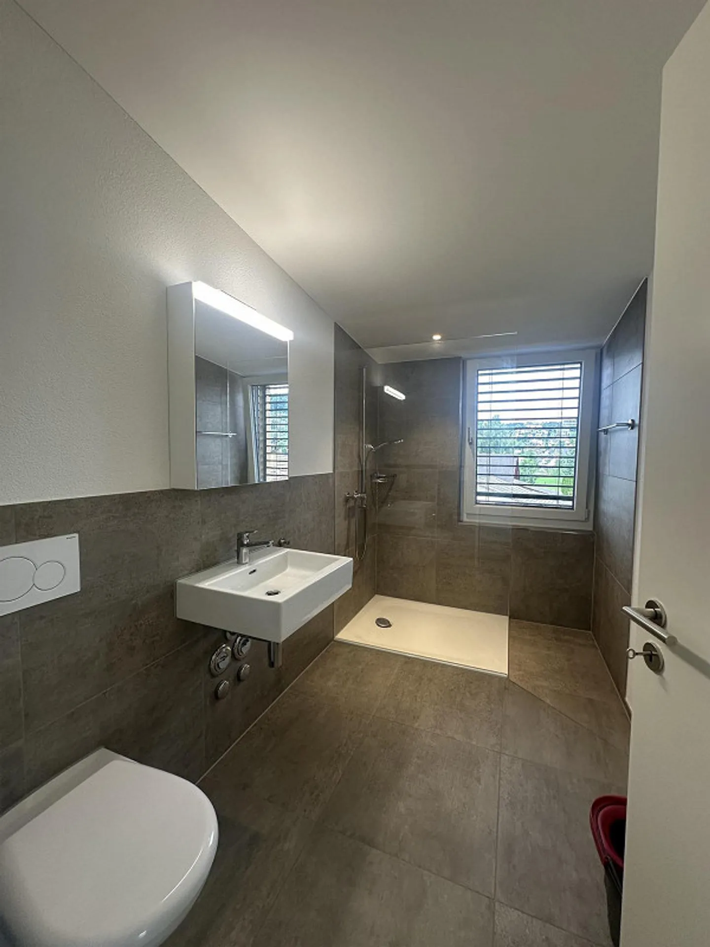 Vivere moderno sopra i tetti – Attico con terrazza di 96 m² - Foto 6 di 6
