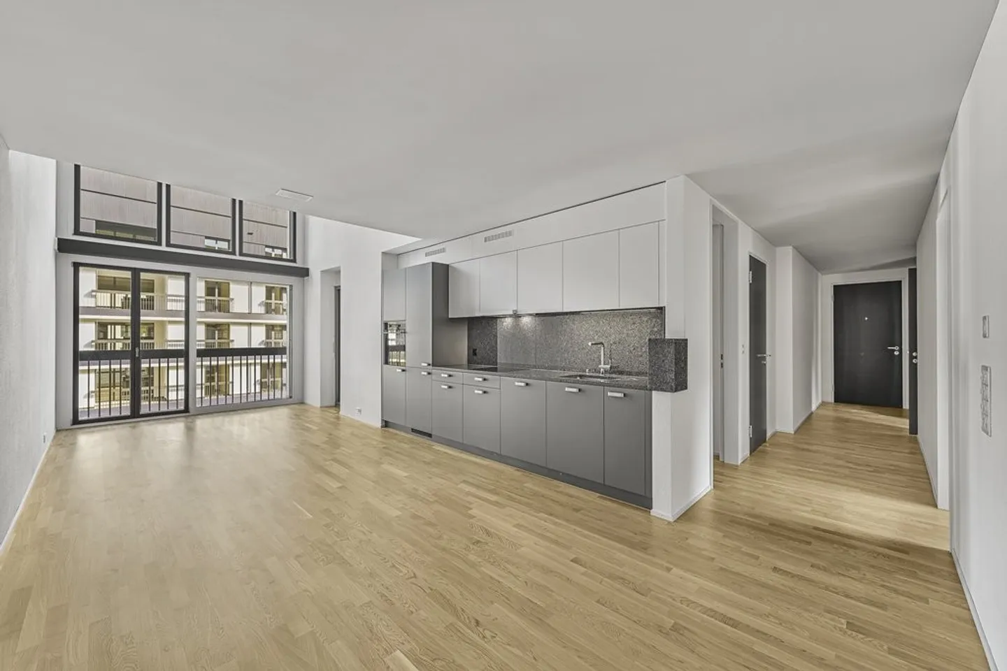 Stylish Apartment in Schlieren - Photo 2 of 11