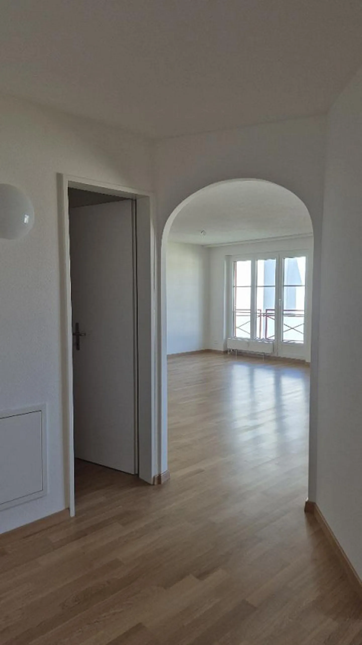 Appartement 3.5 pièces dans un emplacement calme - Photo 4 sur 13