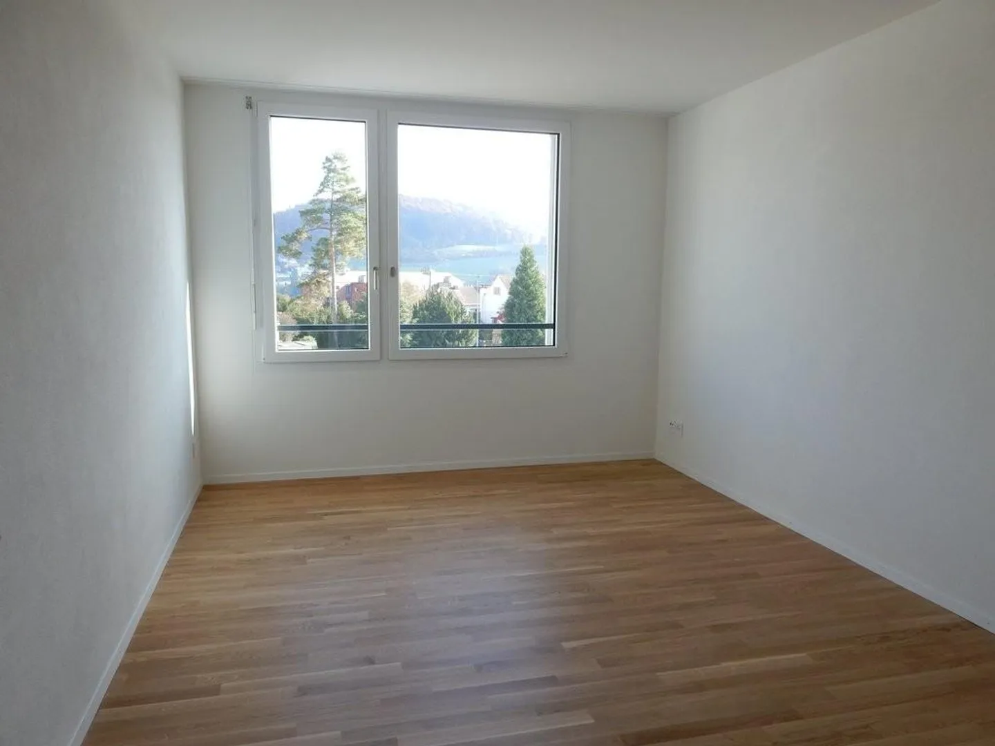 Moderne 2.5 Zimmerwohnung in Neuhausen - Photo 5 of 6