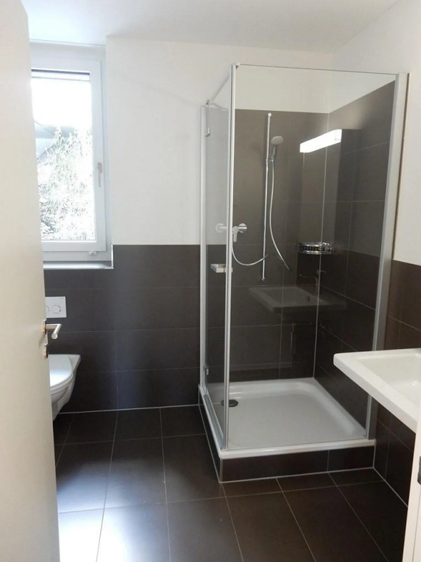Moderne 2.5 Zimmerwohnung in Neuhausen - Photo 6 of 6