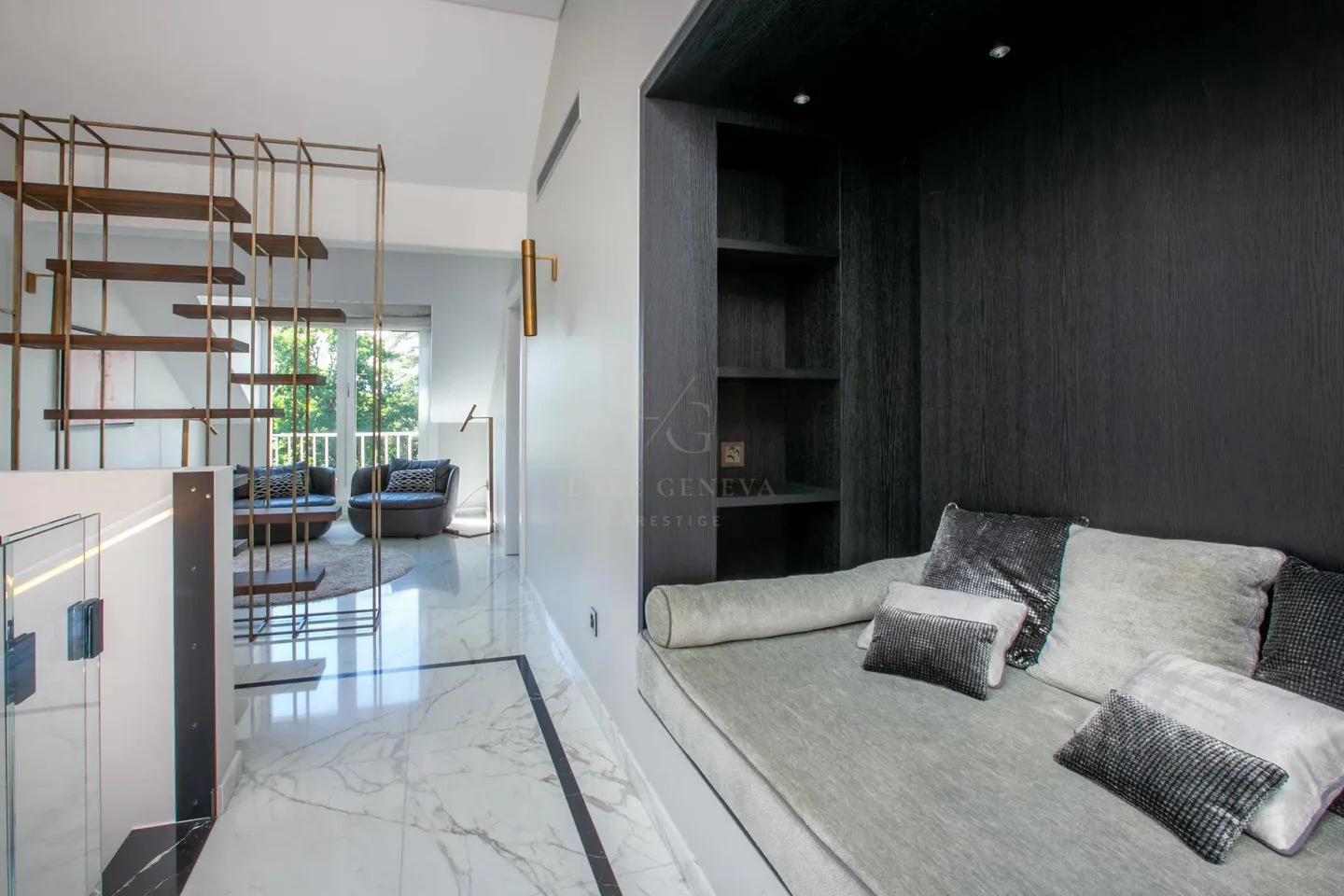 Luxuriöse renovierte Duplex-Penthouse! - Foto 17 von 31