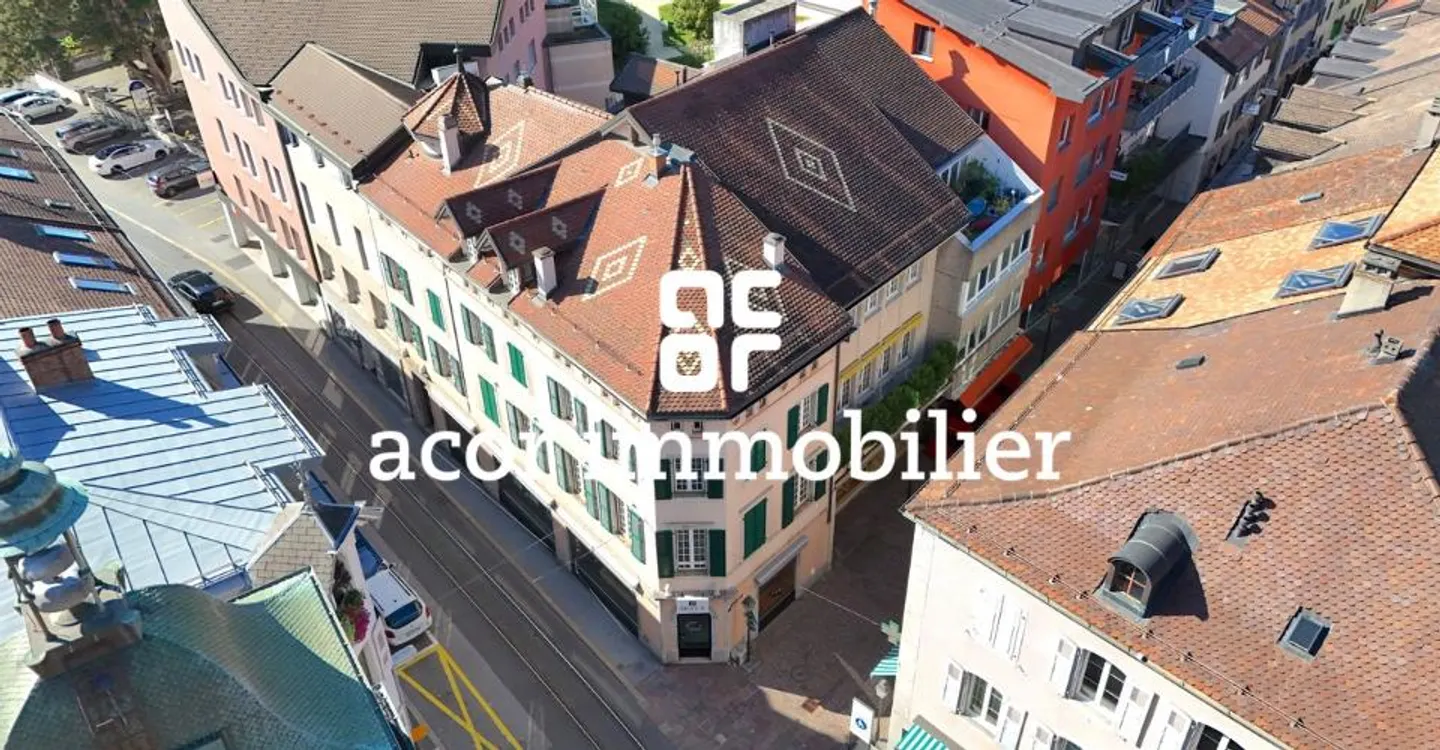 Casa di prestigio con attività in posizione eccezionale - Foto 1 di 9