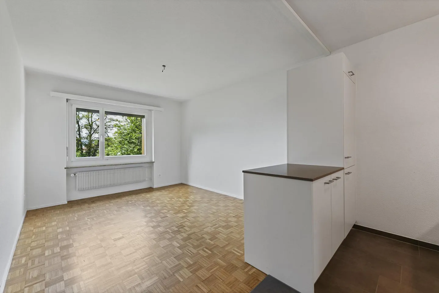 Your new home: Cozy & close to city life - Photo 2 of 7