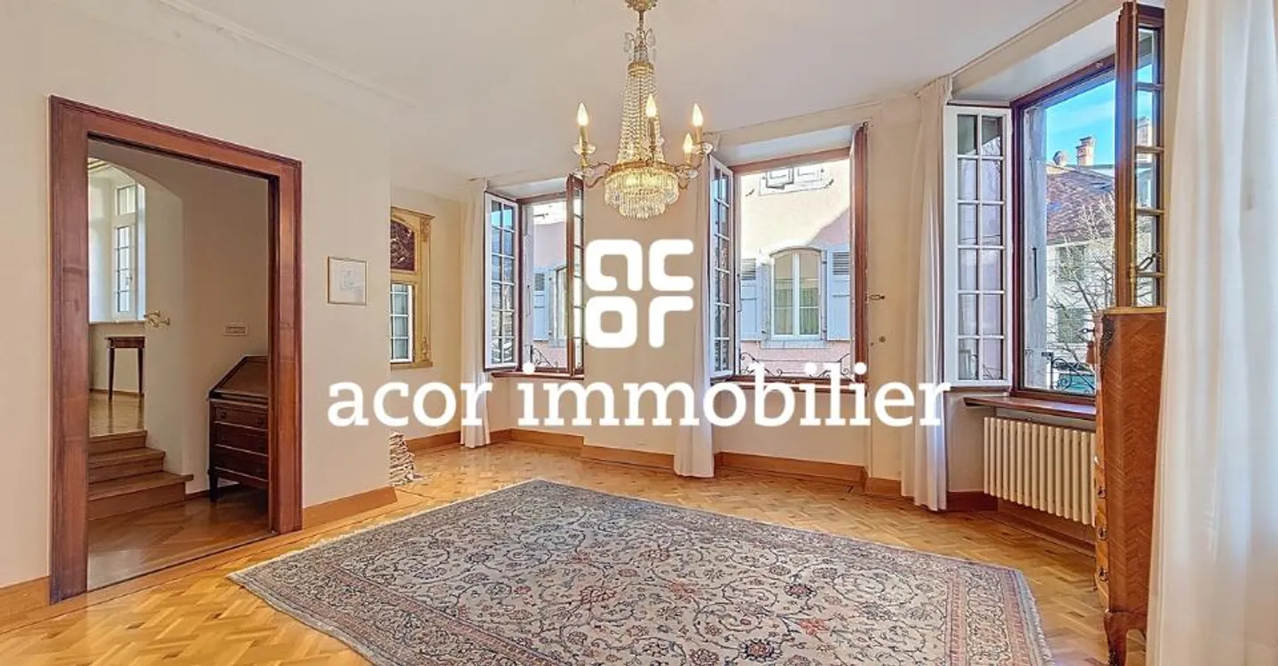 Casa di prestigio con attività in posizione eccezionale - Foto 4 di 9