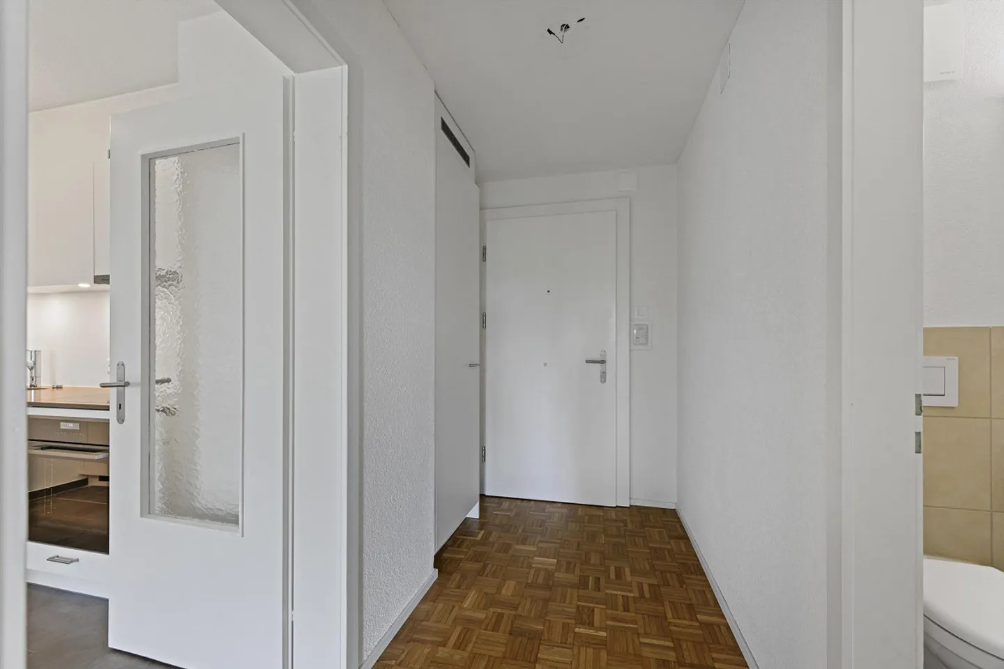 Your new home: Cozy & close to city life - Photo 7 of 7