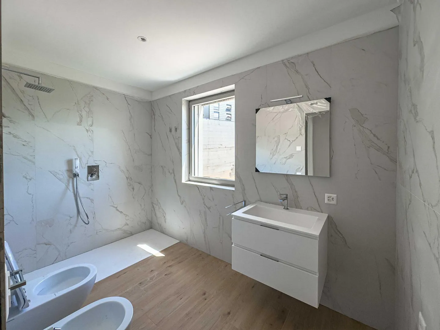 VEZIA - APPARTAMENTO 2.5 STANZE IN VENDITA - Foto 6 di 9