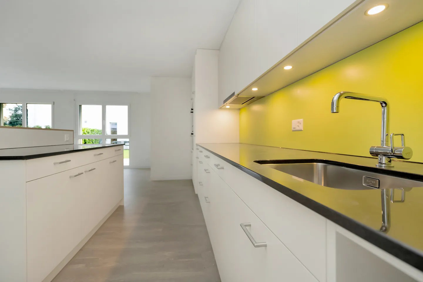 In affitto: Appartamento moderno di 3,5 stanze (117m2) nel centro del villaggio di Belp - Foto 4 di 13