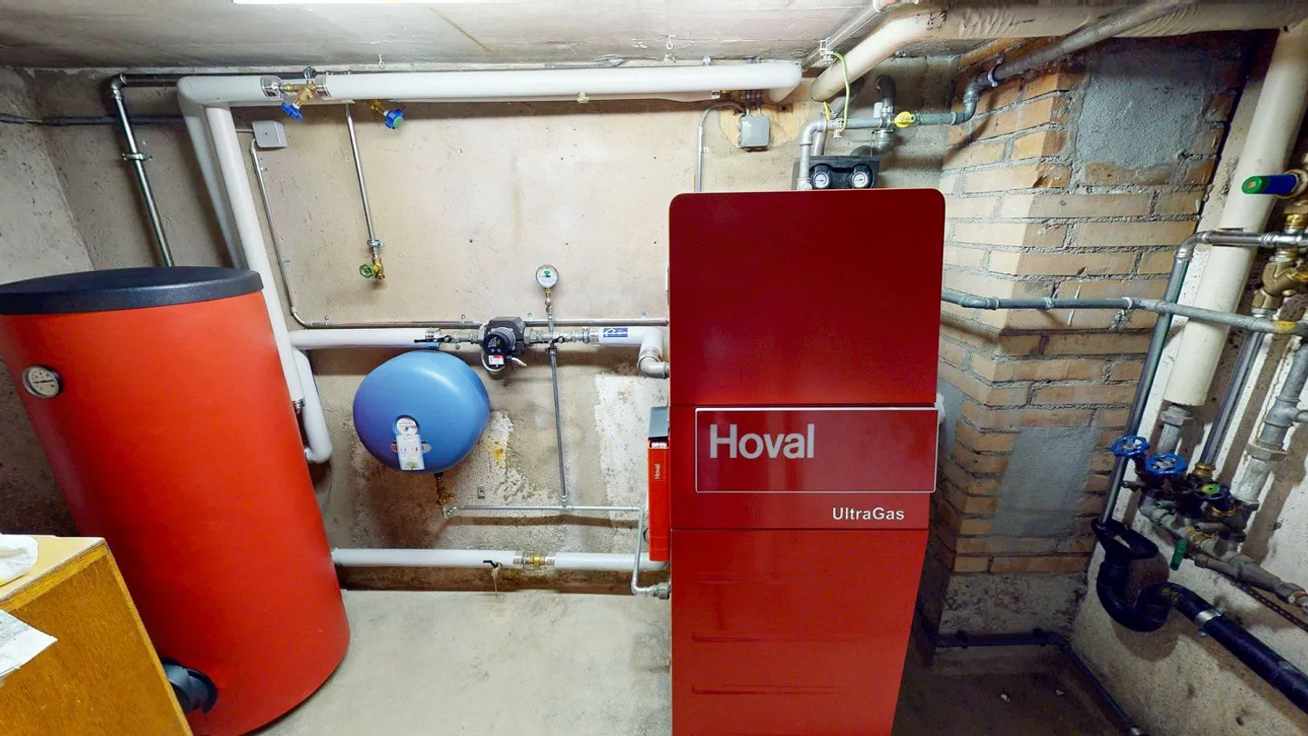 Bauernhaus mit Scheune und grossem Entwicklungspotenzial - Foto 24 von 29