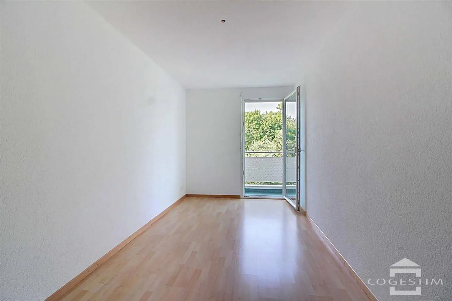 Appartement 5 pièces - Photo 8 sur 12