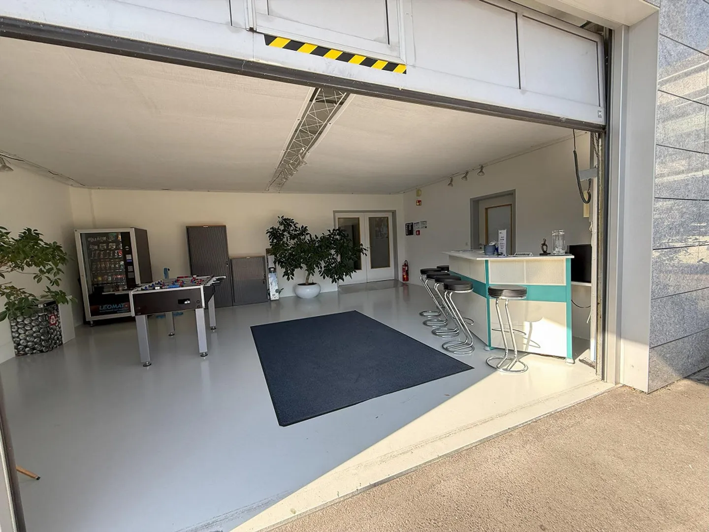Commercial Building in Wegen - Photo 6 of 14