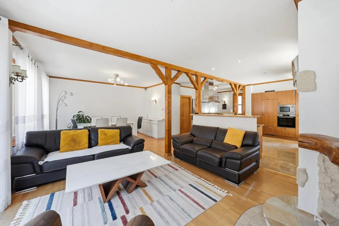 Charming Penthouse in Villars - Photo 3 of 8