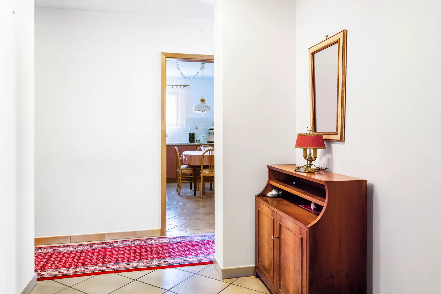 Geräumige Wohnung mit Seeblick im Herzen von Minusio - Foto 1 von 8