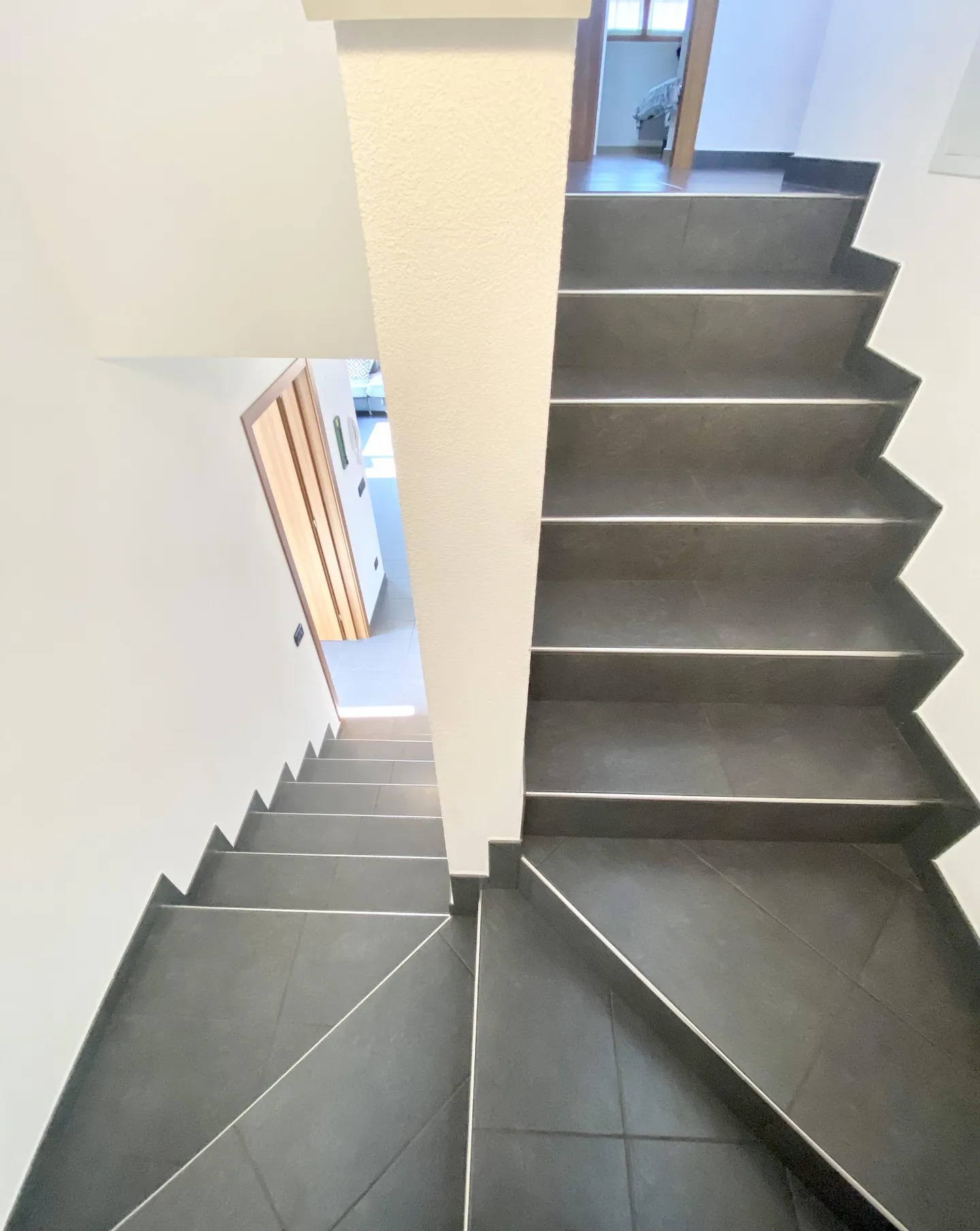 Duplex moderno a Taverne soleggiato - Foto 8 di 17