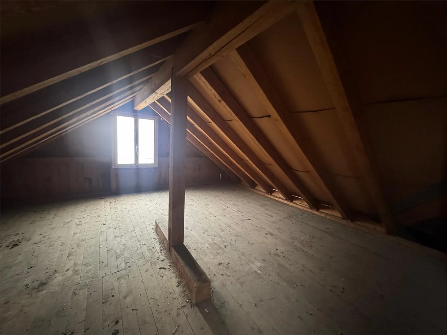 Listed property with great potential - Photo 10 of 16