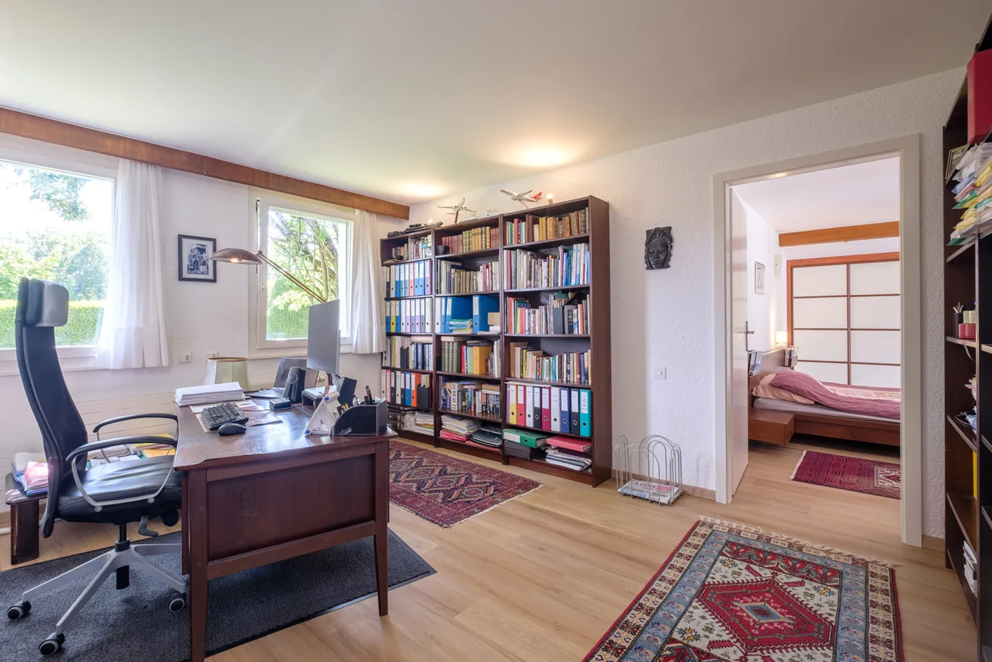 Privileged living environment for this family property in Gingins - Photo 7 of 16