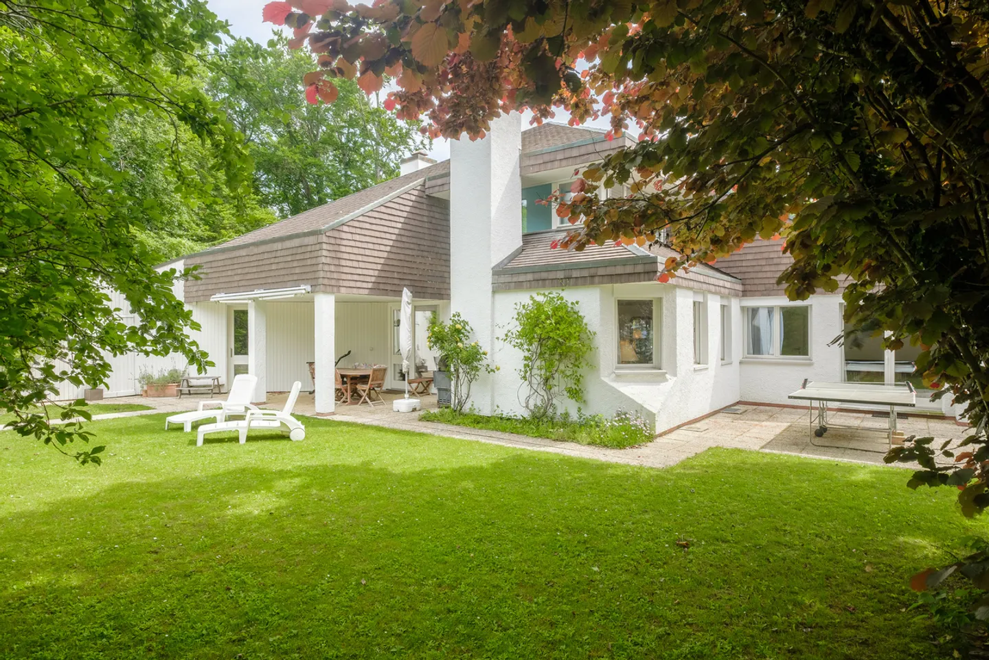 Privileged living environment for this family property in Gingins - Photo 12 of 16