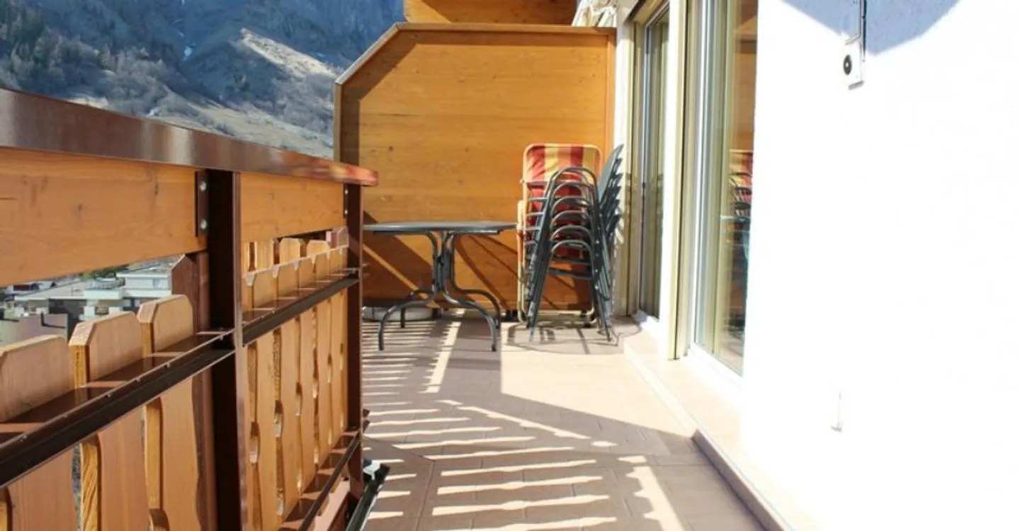 Luxuriöse Attikawohnung mit Aussicht - Foto 8 von 9