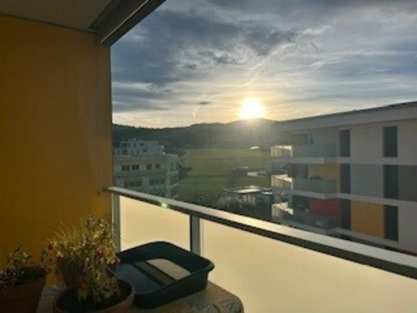 Vevey 250 / 2 1/2 stanze all'ultimo piano - Foto 3 di 9