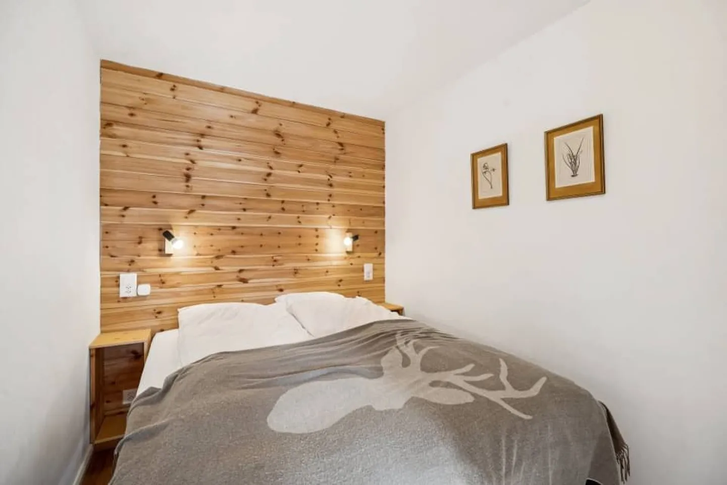 Amethyst 10 - Renovated apartment with balcony in Roche Grises - Photo 13 of 13