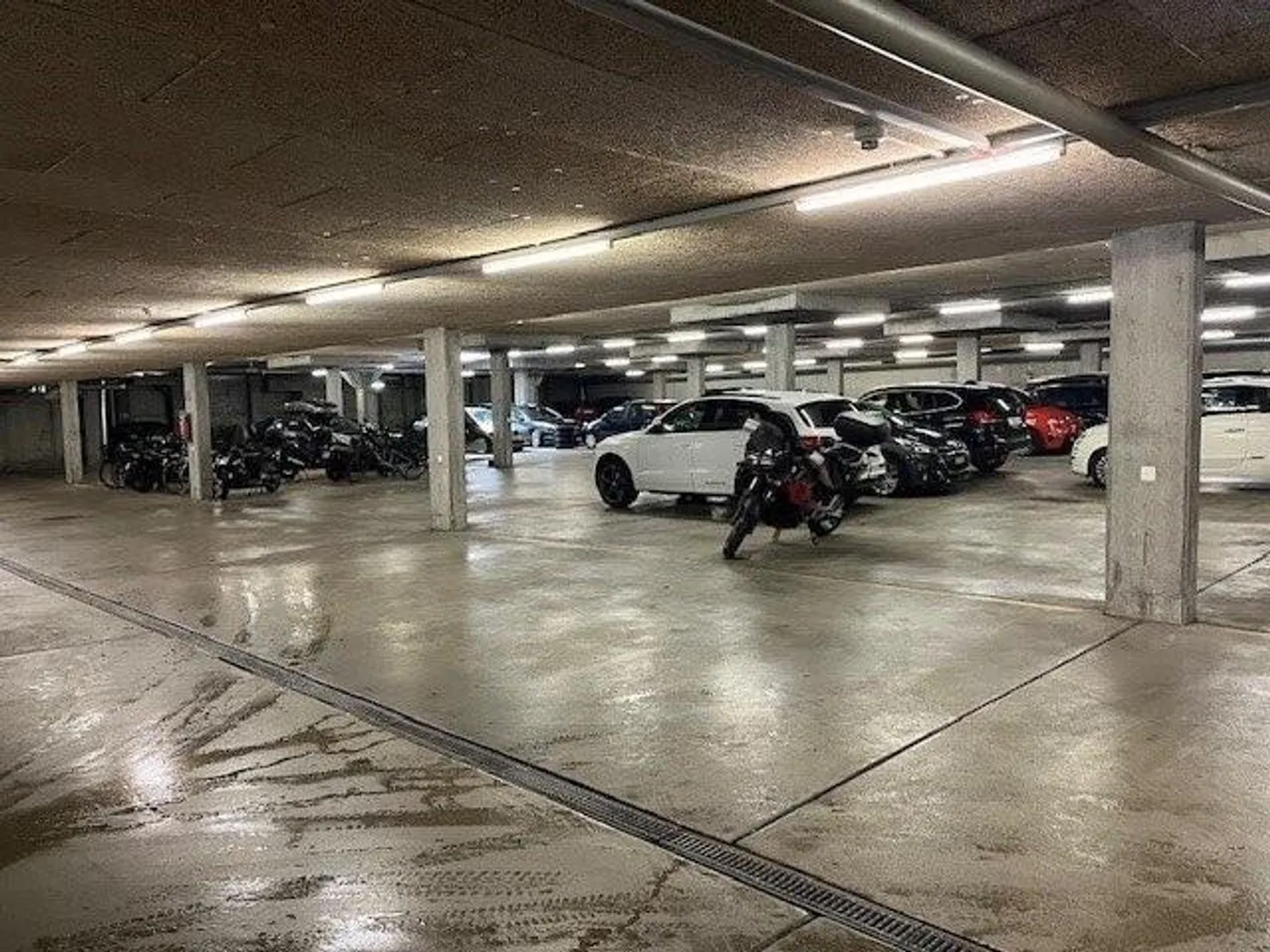 Roller parking space, 1st basement in Wabern - Photo 2 of 2