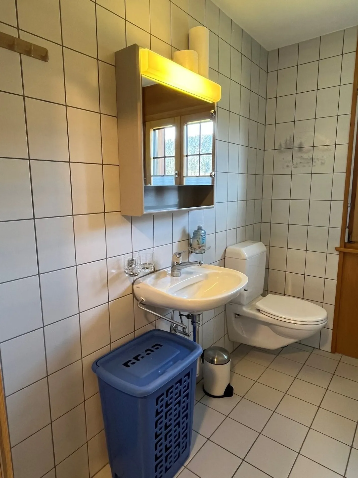 Partially furnished studio in a quiet location - Photo 7 of 12
