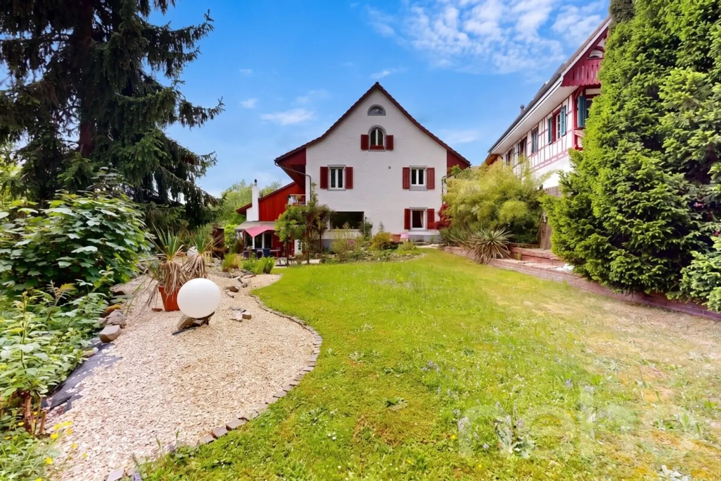 Historic Multi-Family Home with Garden - Photo 10 of 12