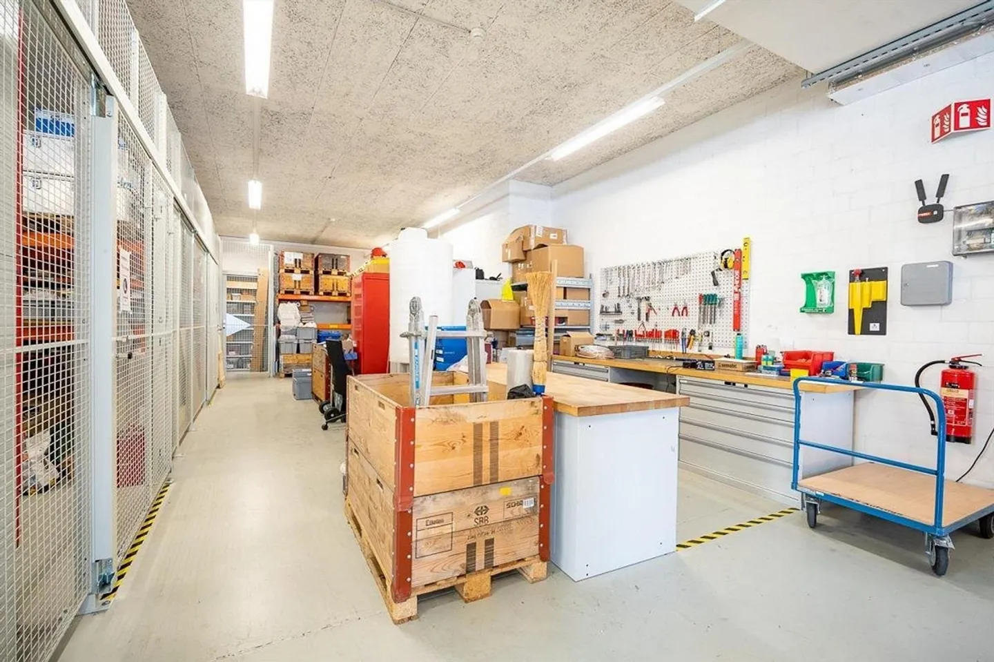 Commercial Exhibition Space 300 - 720 m² - Photo 6 of 9