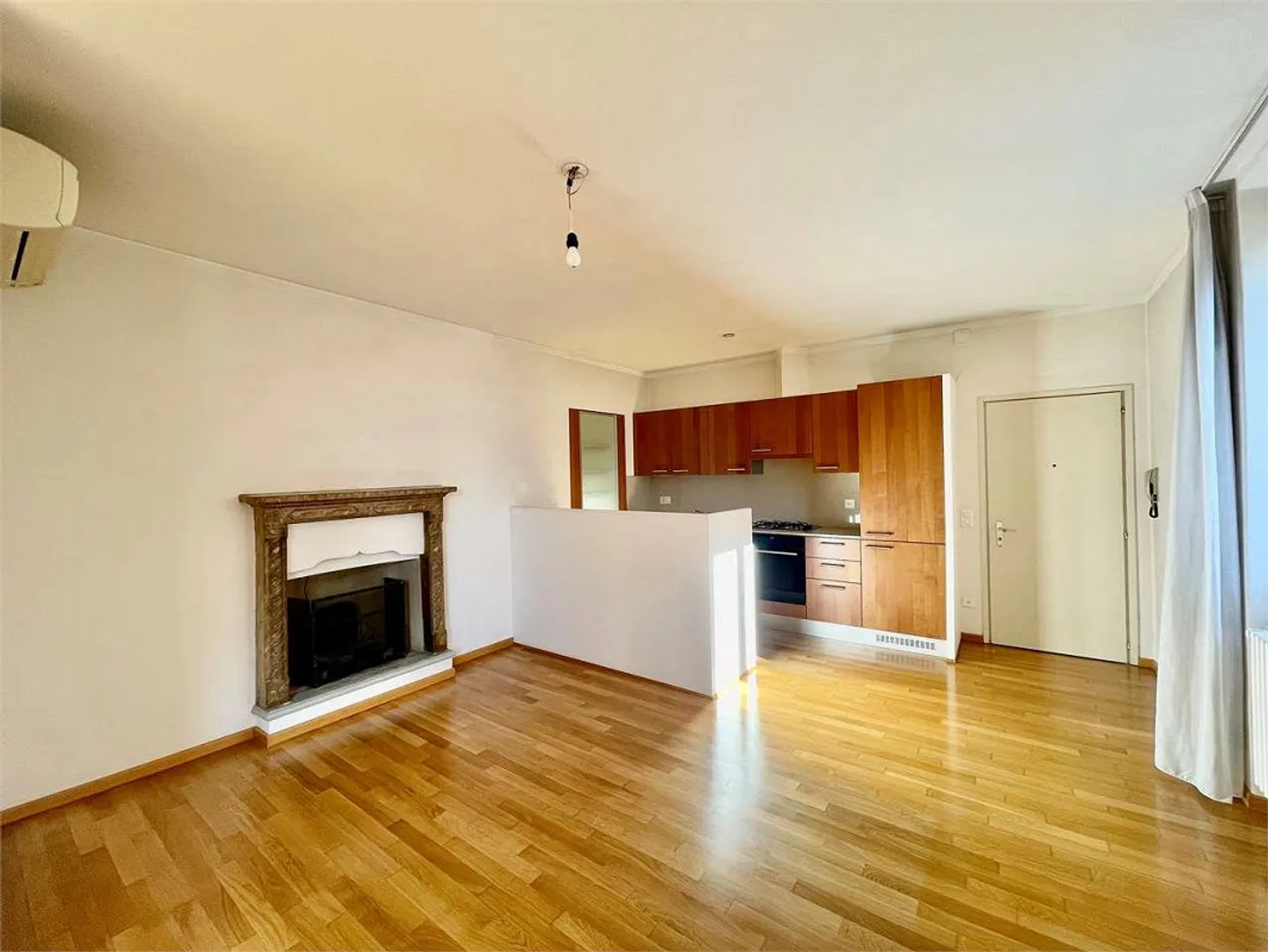 Einkommenshaus in Vacallo - Foto 1 von 5