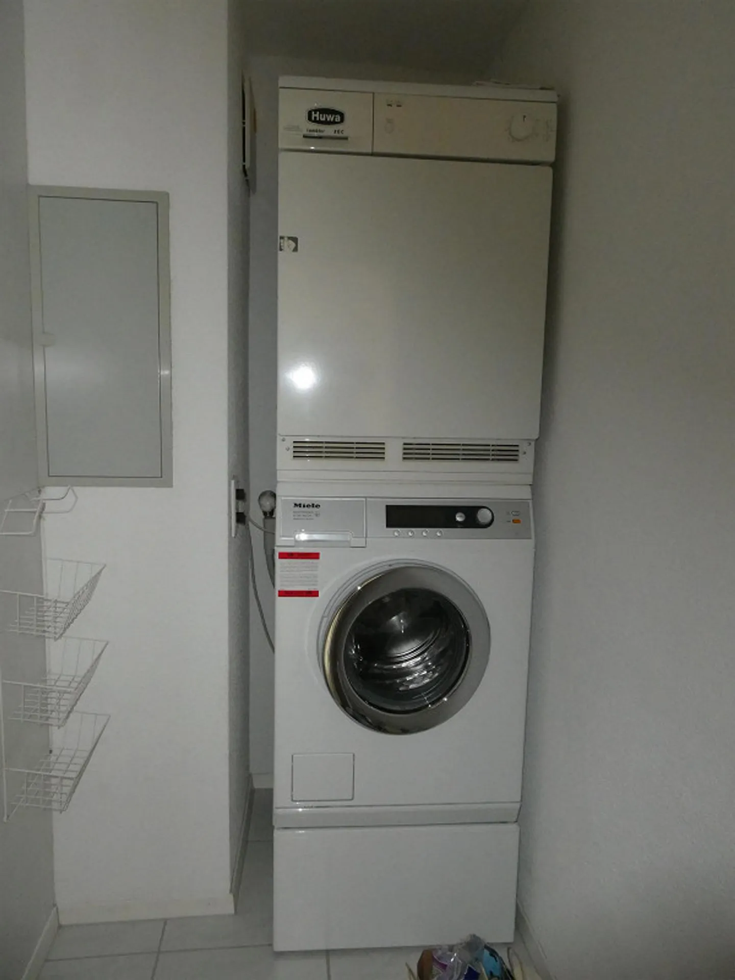 Appartement 4.5 pièces dans un emplacement central et calme à Reinach - Photo 11 sur 18