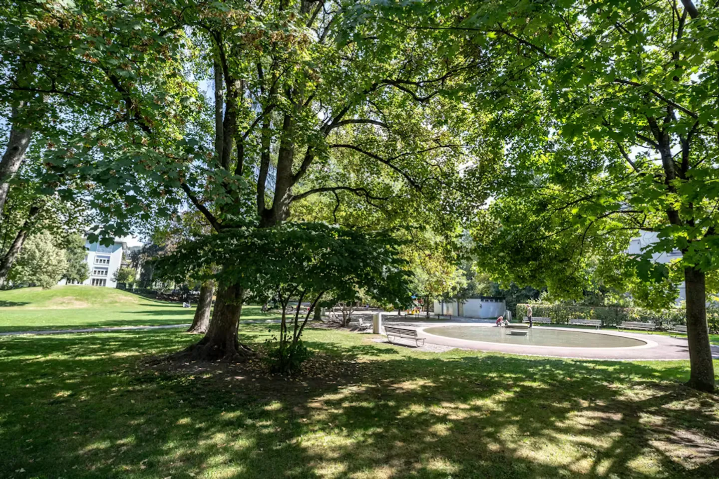 Charming Apartment in Zürich - Photo 2 of 10