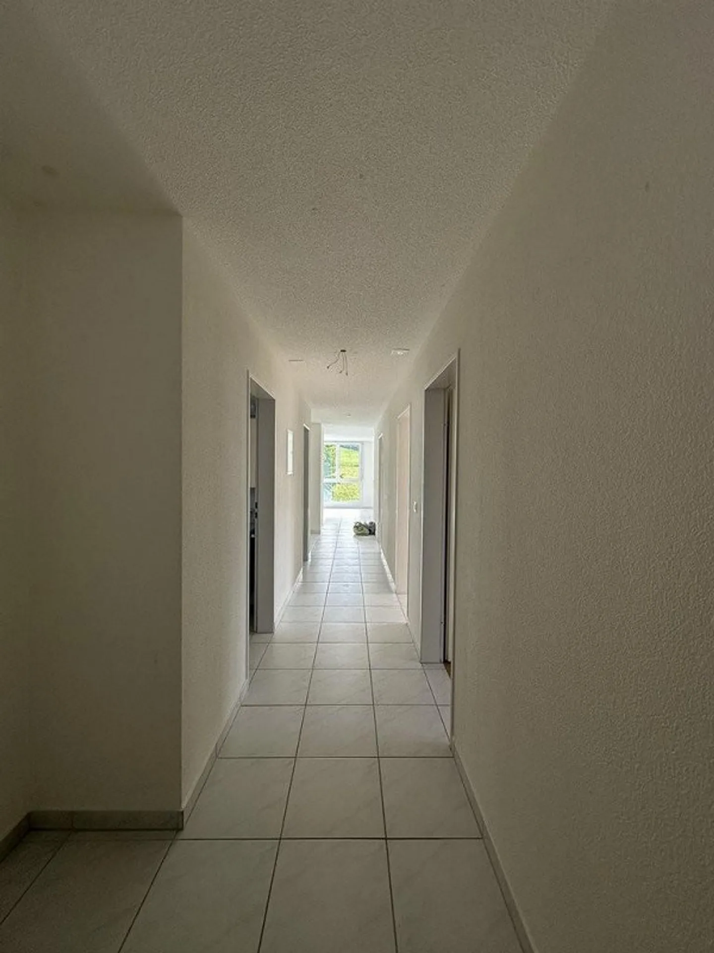 Beautiful, spacious apartment in a quiet environment! - Photo 3 of 7