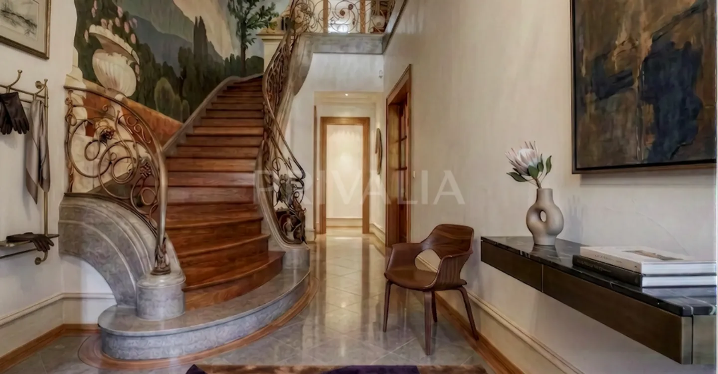 Luxurious Villa in Jussy - Photo 1 of 12