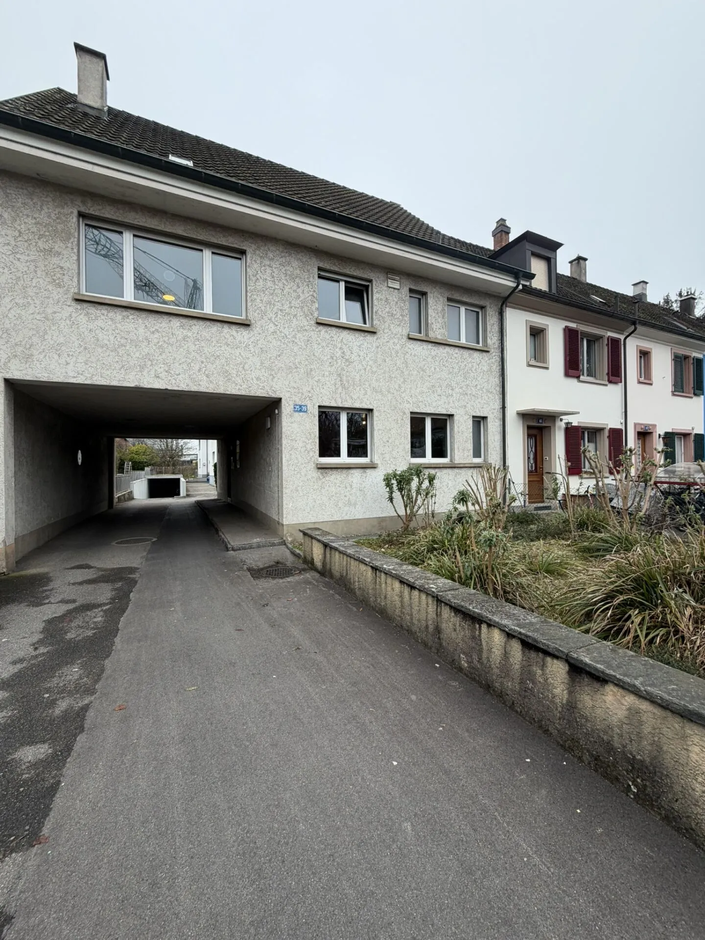4.5-room single-family house in Basel - Photo 1 of 3