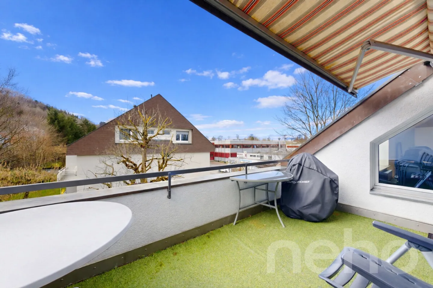 Appartement sous les combles spacieux - Photo 12 sur 12