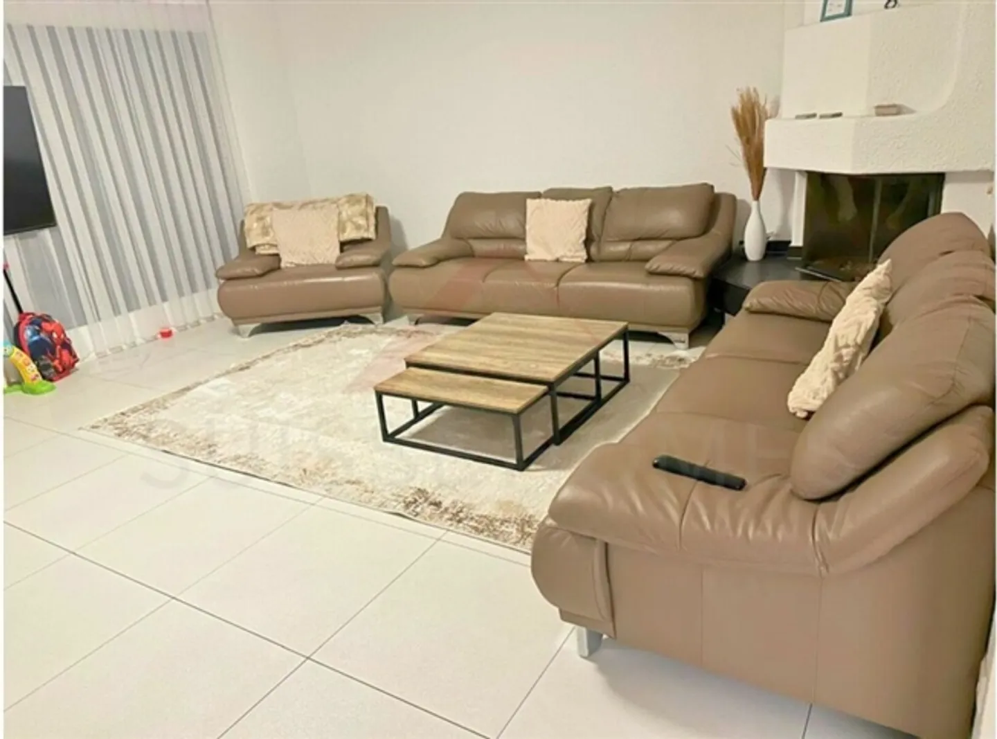 «Ihr neues Zuhause auf 126 m² - stilvolle 5.5-Zimmer-Wohnung in Huttwil» - Foto 2 von 8