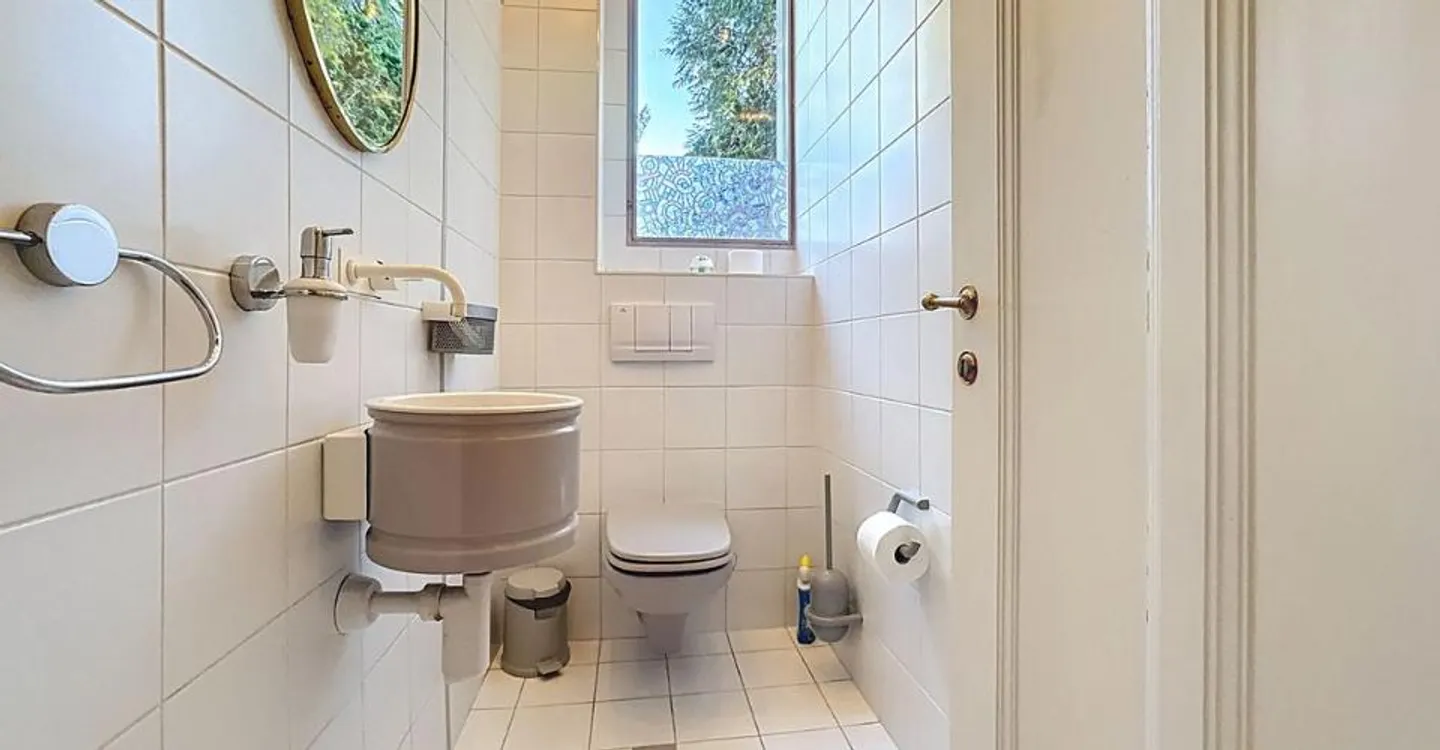 Außergewöhnliches Herrenhaus im Herzen eines bewaldeten Parks - Foto 12 von 12