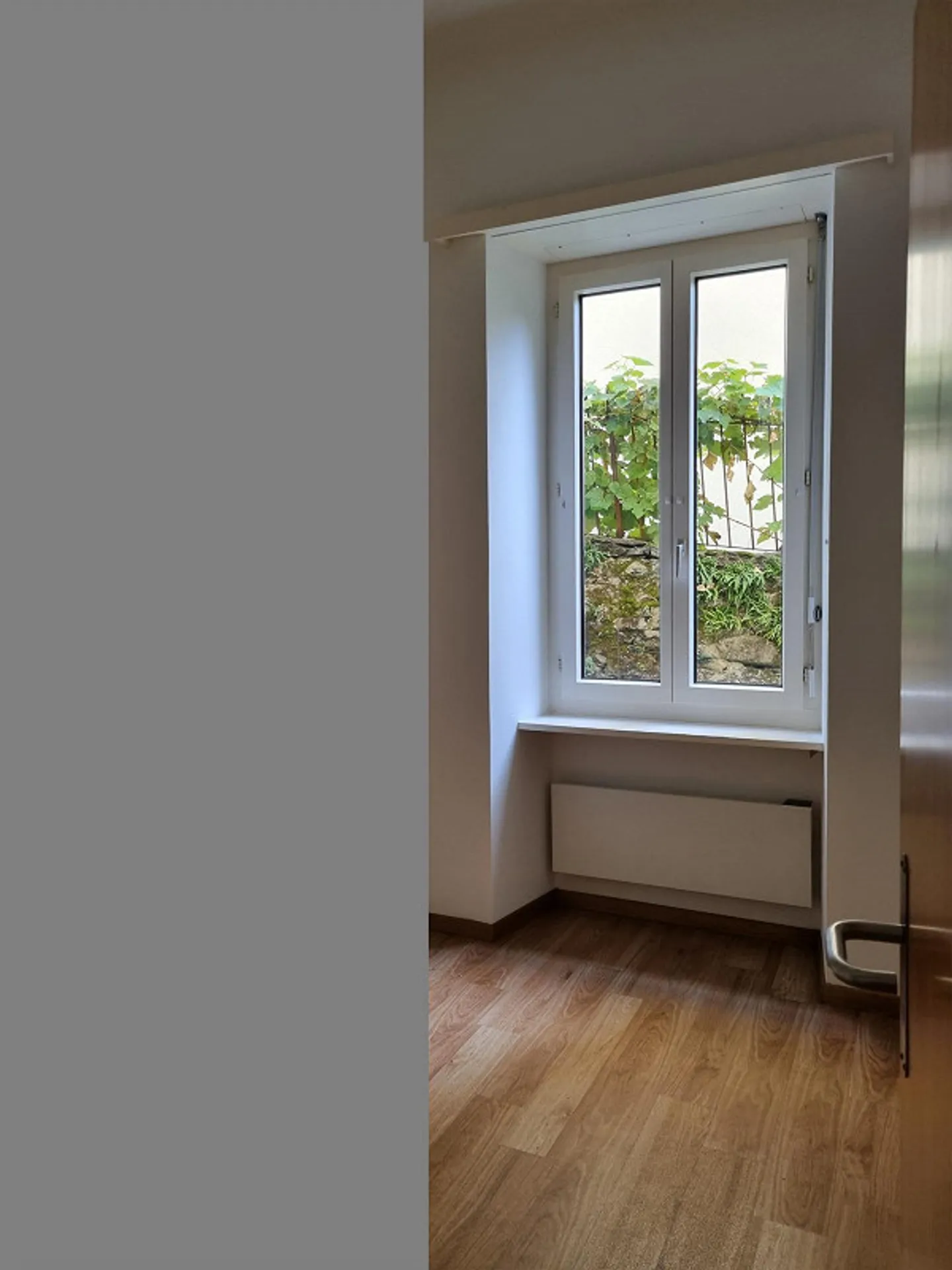 Appartement de 2,5 pièces dans une villa du début du XXe siècle - Photo 3 sur 5